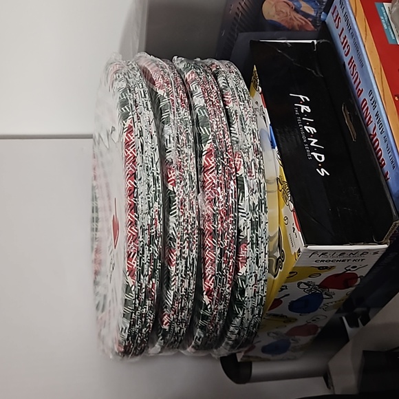 80 target heavy duty holiday xmas Christmas plates - Picture 2 of 2